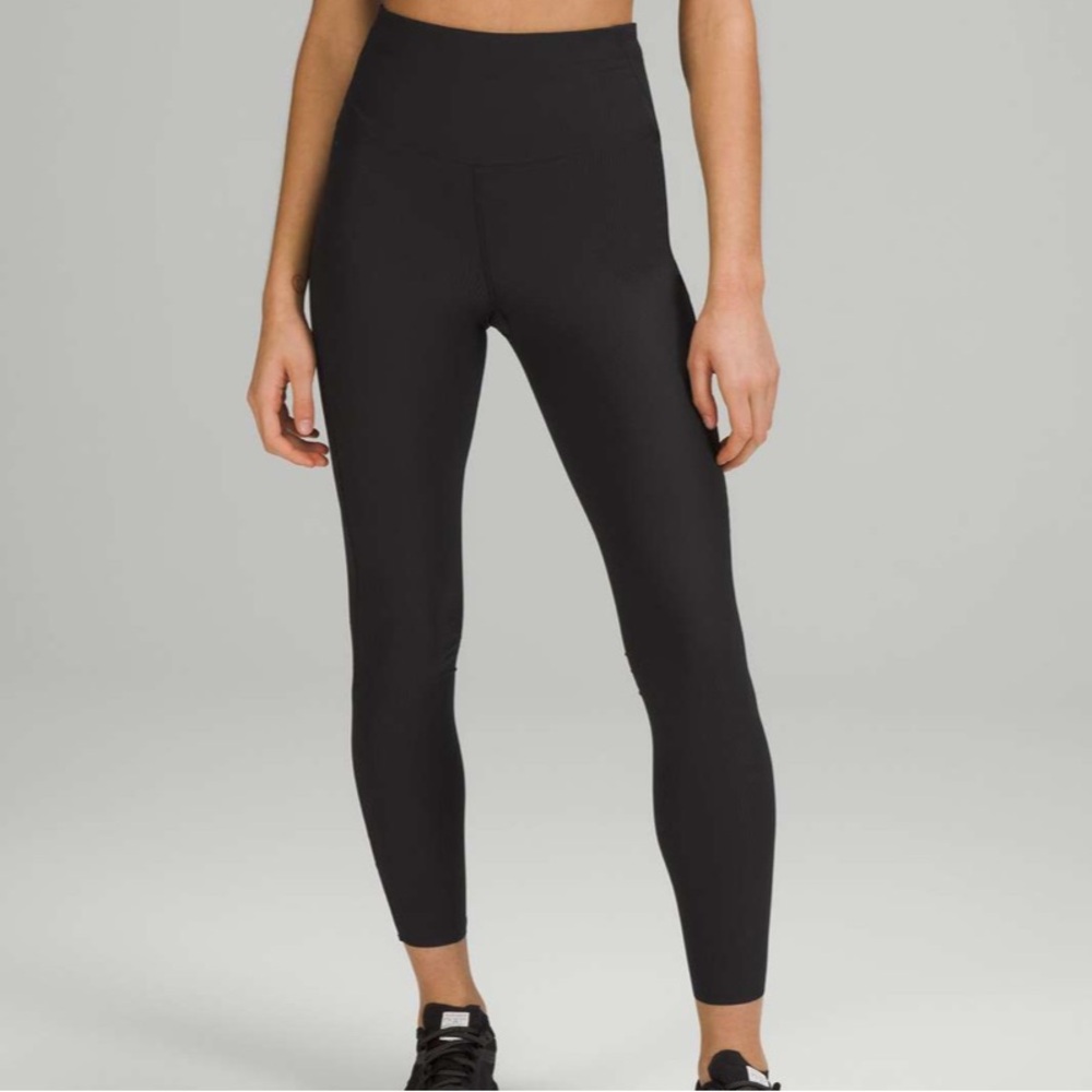 Lululemon Wunder Train High-Rise Ribbed Tight 28” Black Women’s Size 6 EUC